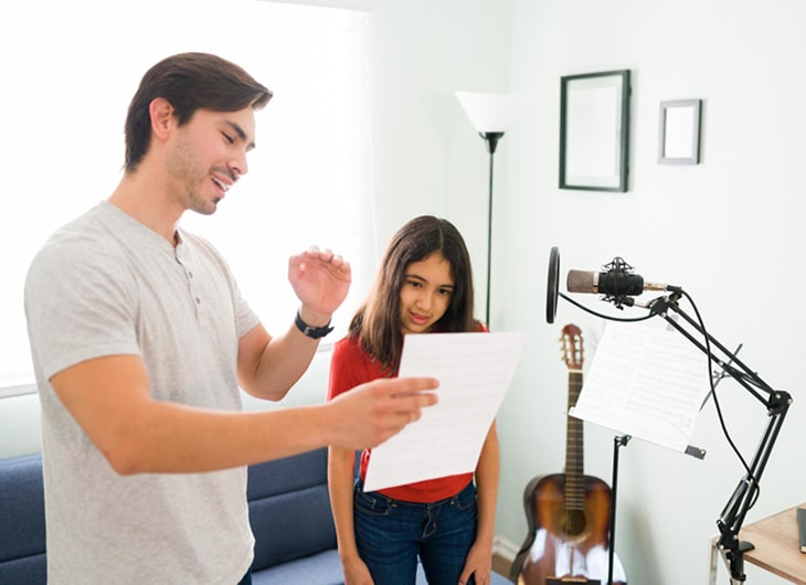 Daftar Lagu Populer untuk Acara Perusahaan