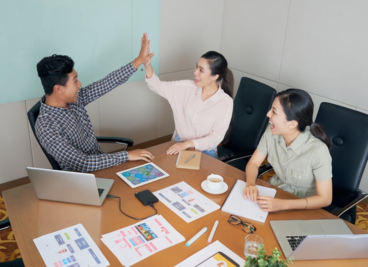 Ide Acara Perusahaan untuk Meningkatkan Teamwork