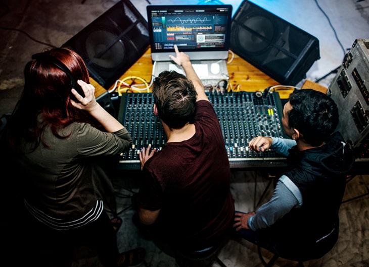Perbedaan Sound System untuk DJ dan Band