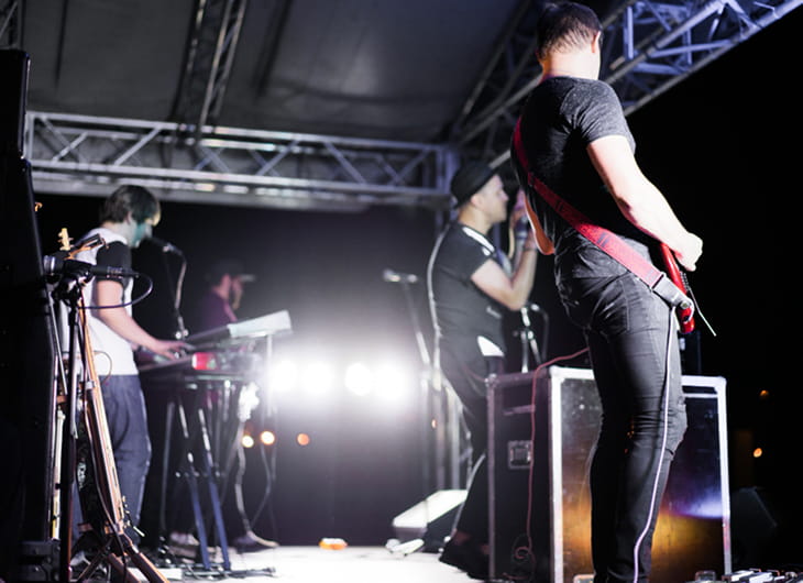 Sewa Truss dan Rigging untuk Lighting dan Stage