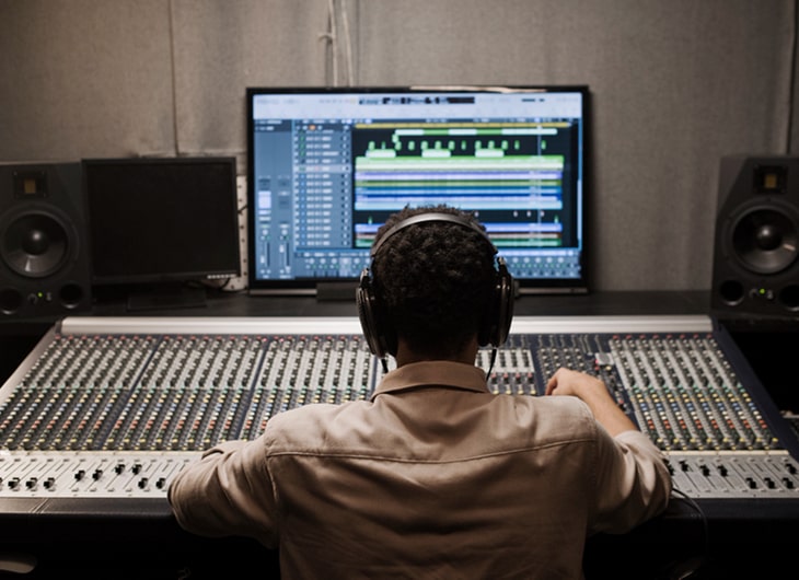 Tips Menghindari Feedback pada Mikrofon